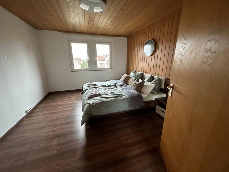 Ferienwohnung Malin لودويغشافن ام ري المظهر الخارجي الصورة
